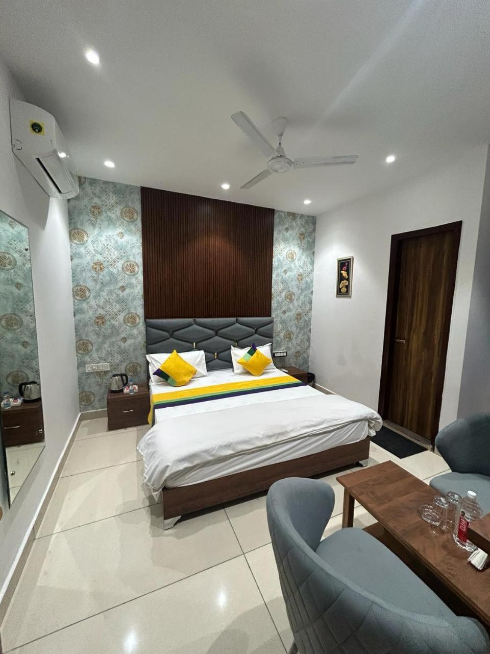 Hotel Platinum Inn Ludhiana Eksteriør bilde